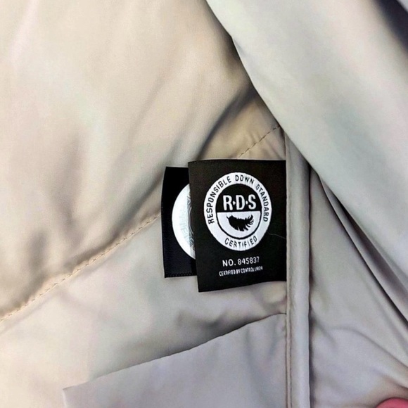 Aritzia Corduroy Down Puffer Jacket - Picture 13 of 16